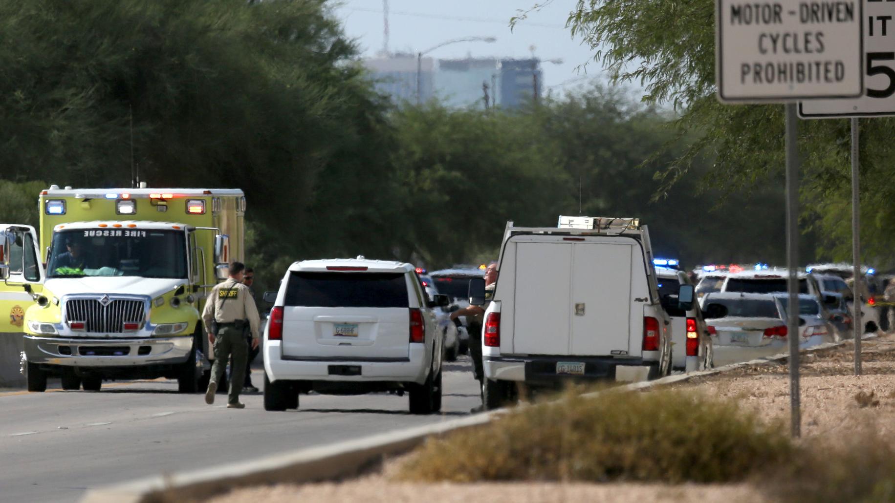 Carjacking, chase ends in shooting of gunman on busy Tucson roadway